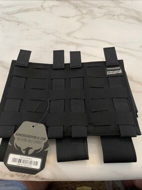Rifle magazine pouch